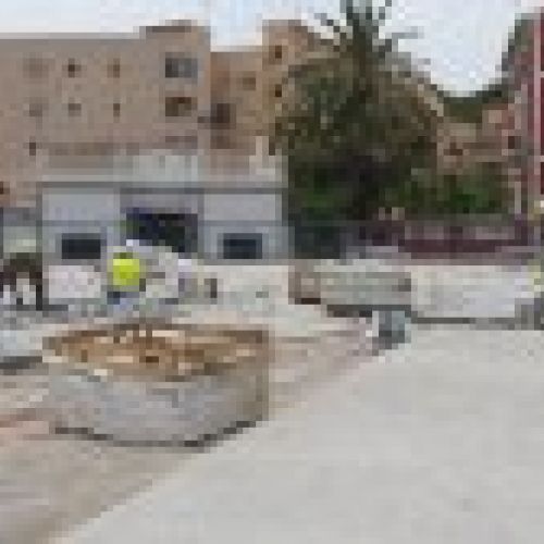 Reurbanización Plaza Ermita de Polop   colocación del adoquin