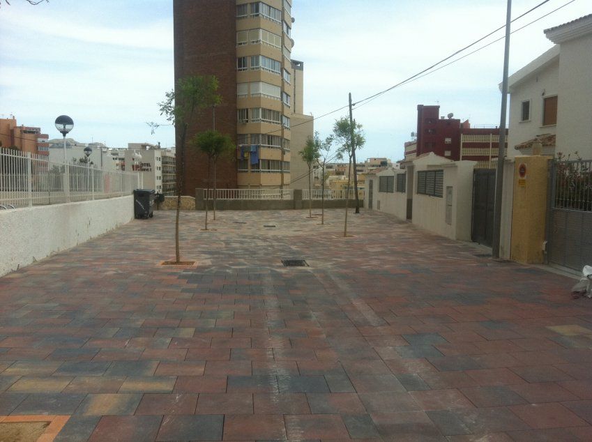 Renovación infraestructuras hídráulicas en Calle Perú   Benidorm